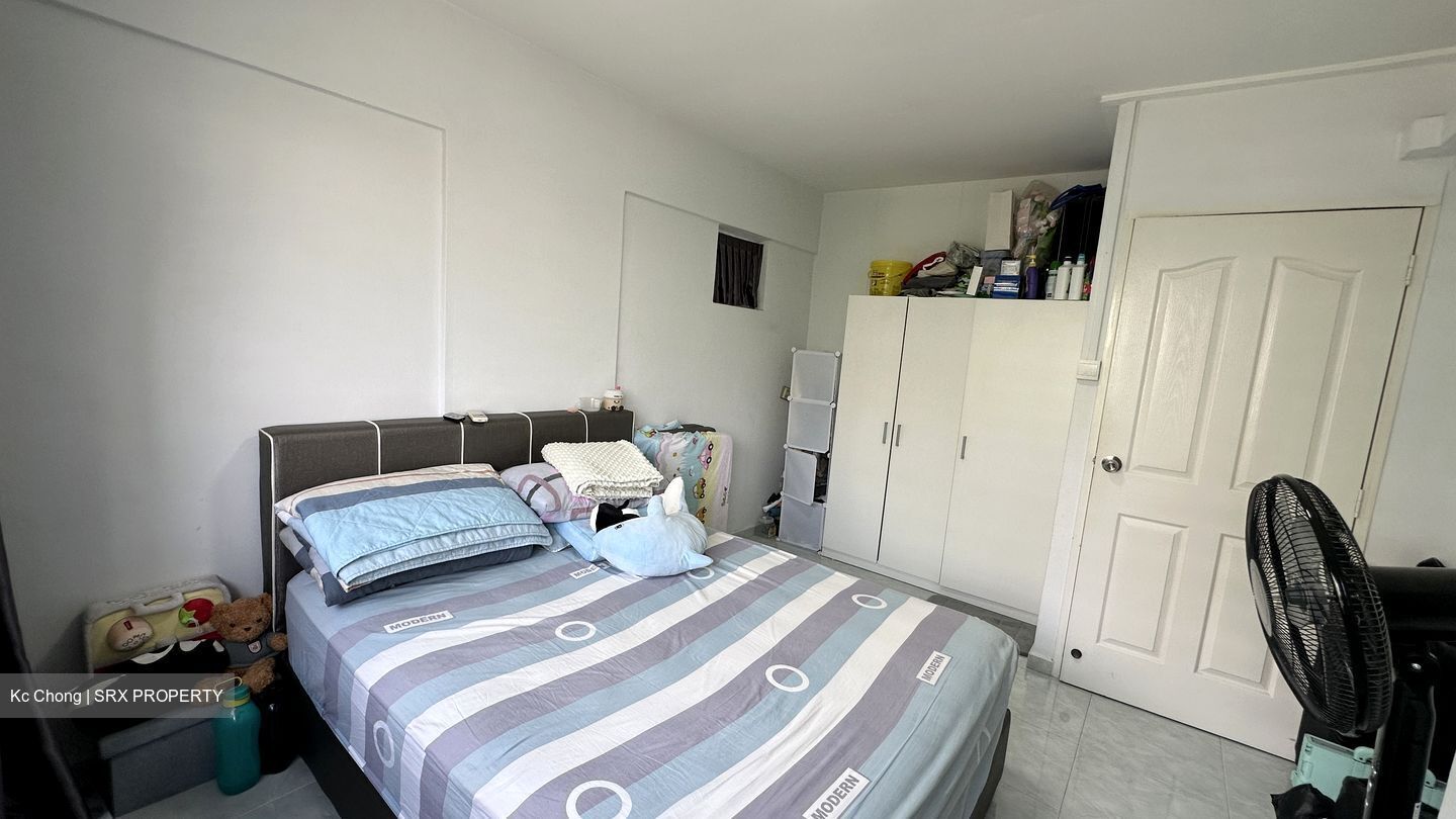 Blk 816 Jurong West Street 81 (Jurong West), HDB 5 Rooms #588899531